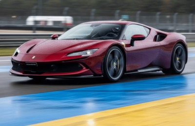 Pilot F1, necunoscut, vinde Ferrari 296 GTB. Speculații privind identitatea