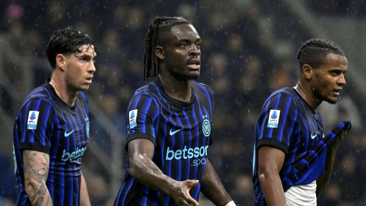 Barcelona oferă 80 de milioane de euro pentru fundașul lui Inter, Alessandro Bastoni