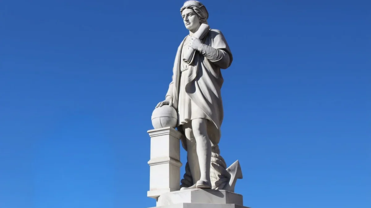 Donald Trump instalează o statuie a lui Columb lângă Casa Albă