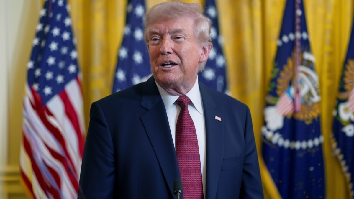 Trump anunță decimarea puterii Iranului în doar două zile