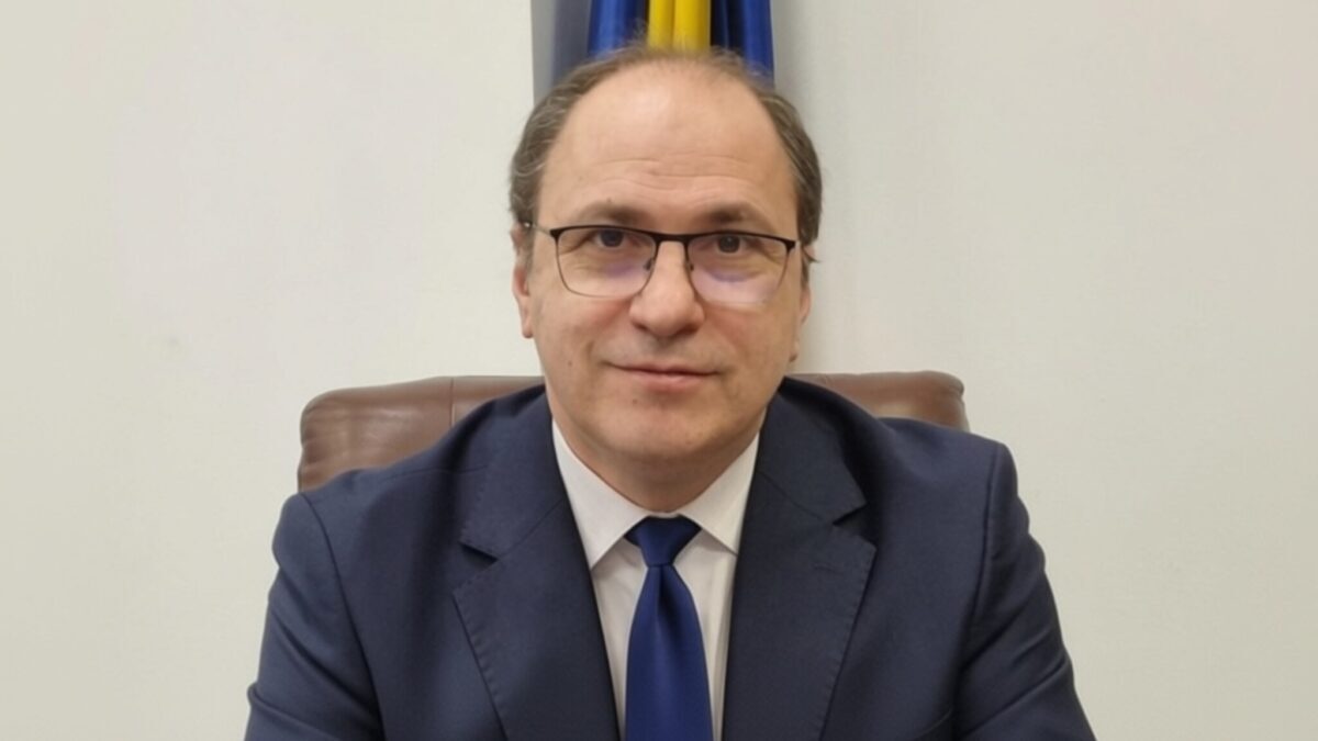 Mihai Dimian promite studenților un buget mai mare după protestele din stradă