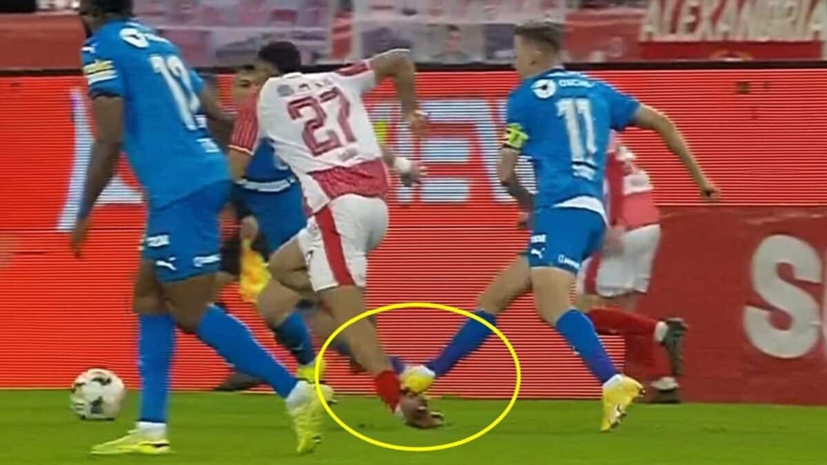 Nicușor Bancu primește al doilea roșu al sezonului contra lui Dinamo