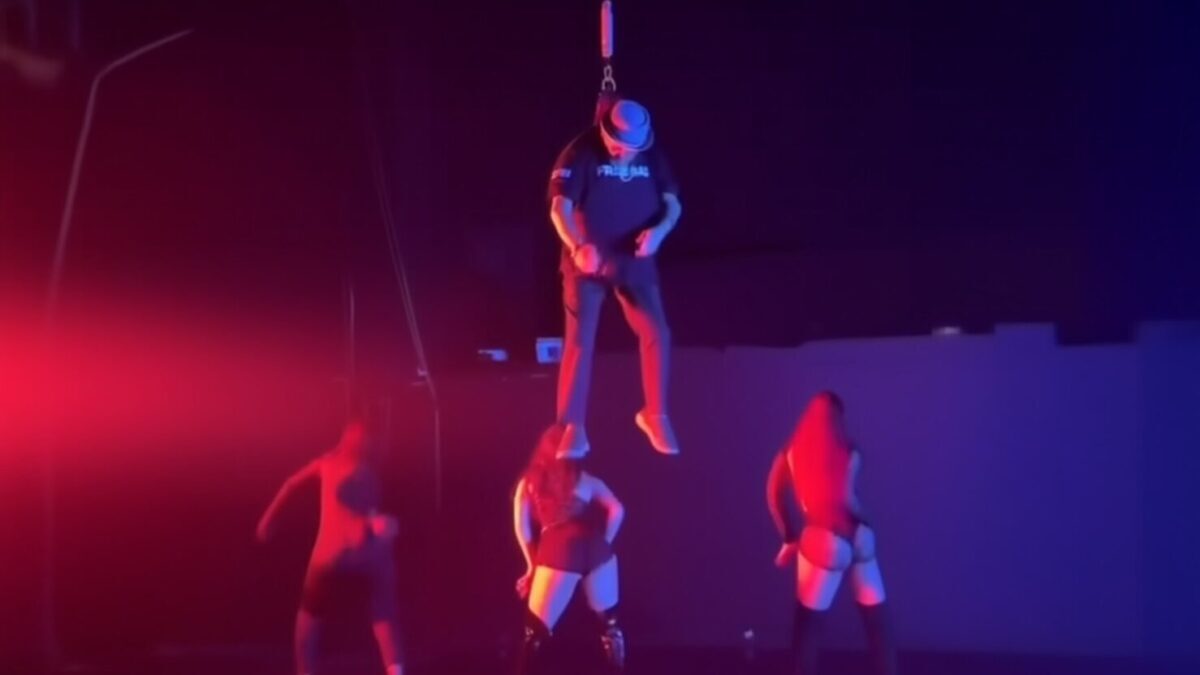 Pete & Bas Rapperul Pete Bowditch a leșinat pe scenă în Chicago