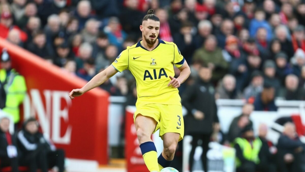 Radu Drăgușin rupe tăcerea după 8 meciuri de coșmar la Tottenham