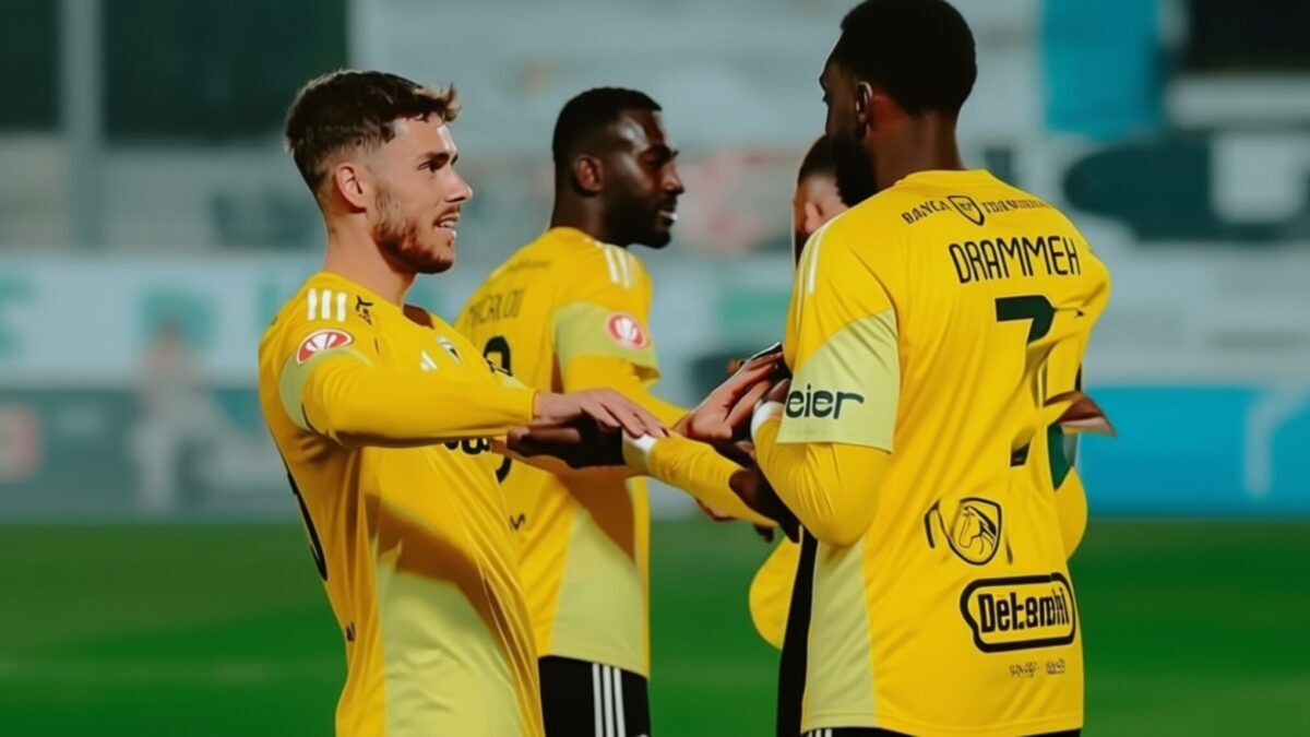 U Cluj leagă 6 victorii consecutive și atacă titlul în Superliga