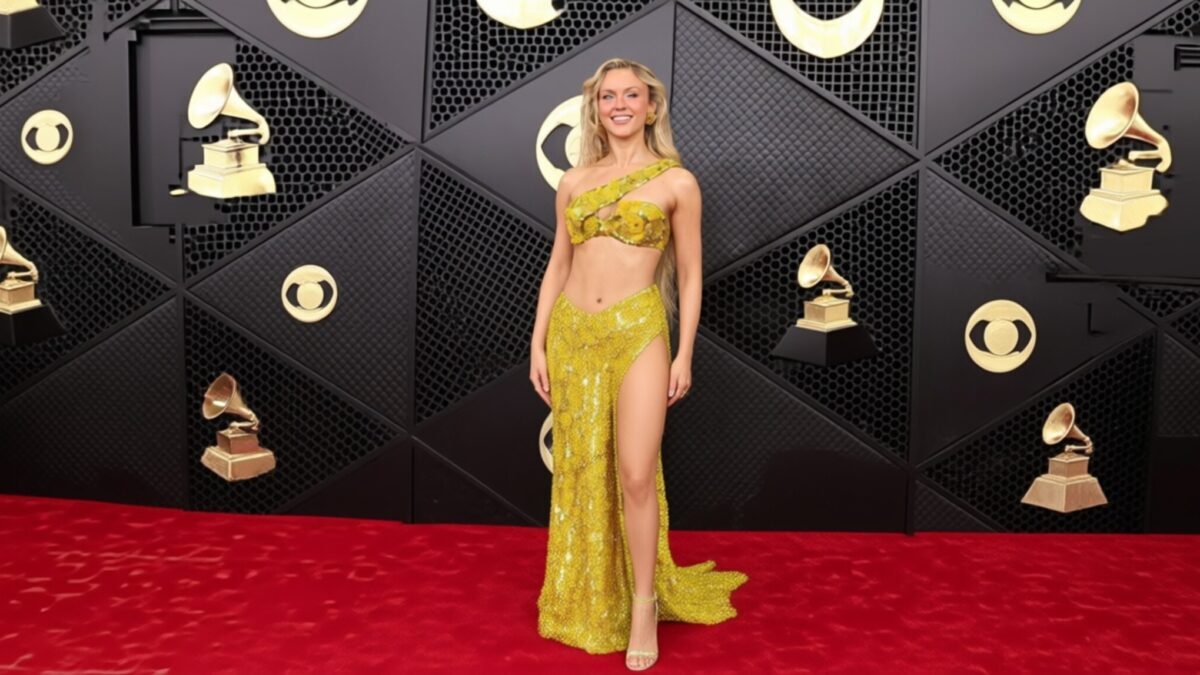 Zara Larsson uimește la 28 de ani într-o rochie roz cu șliț adânc