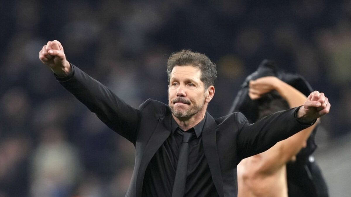 Atletico se califică în sferturi cu scorul 7-5 iar Simeone laudă un jucător