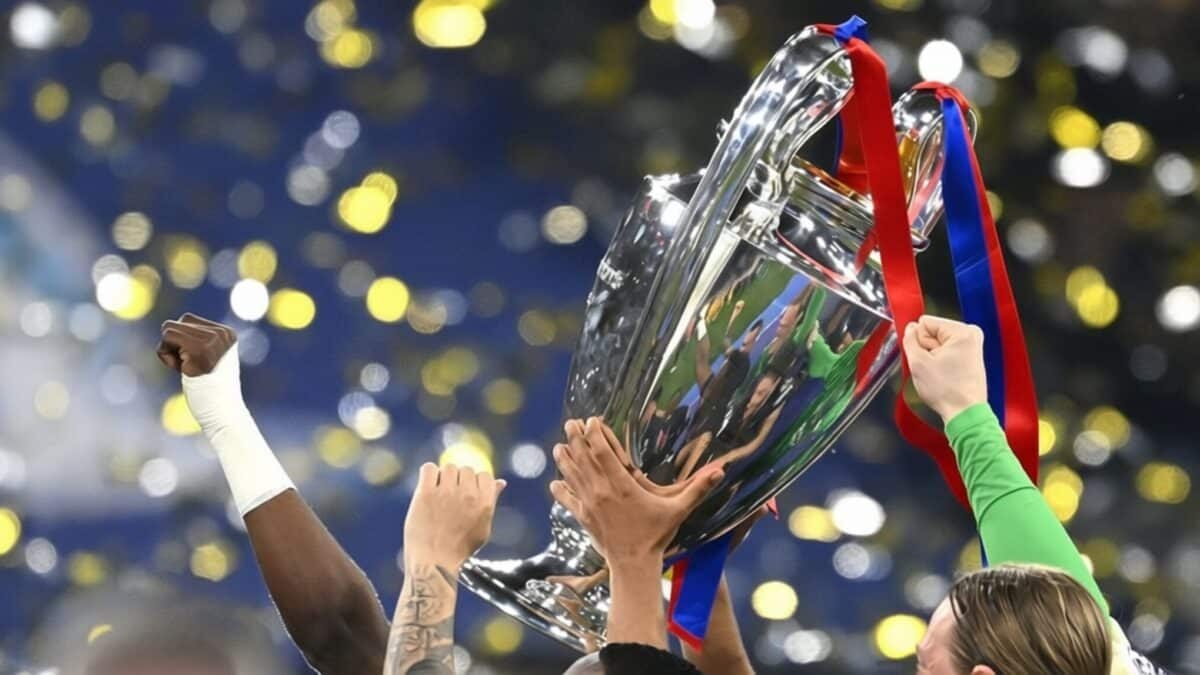 CFR Cluj și Craiova au cele mai mari șanse în preliminariile Champions League