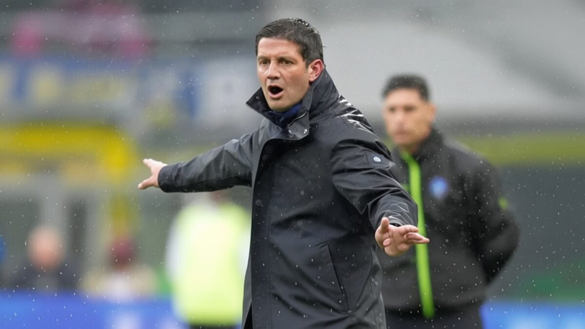 Interul lui Chivu are 6 puncte avans dar un expert avertizează despre rivali