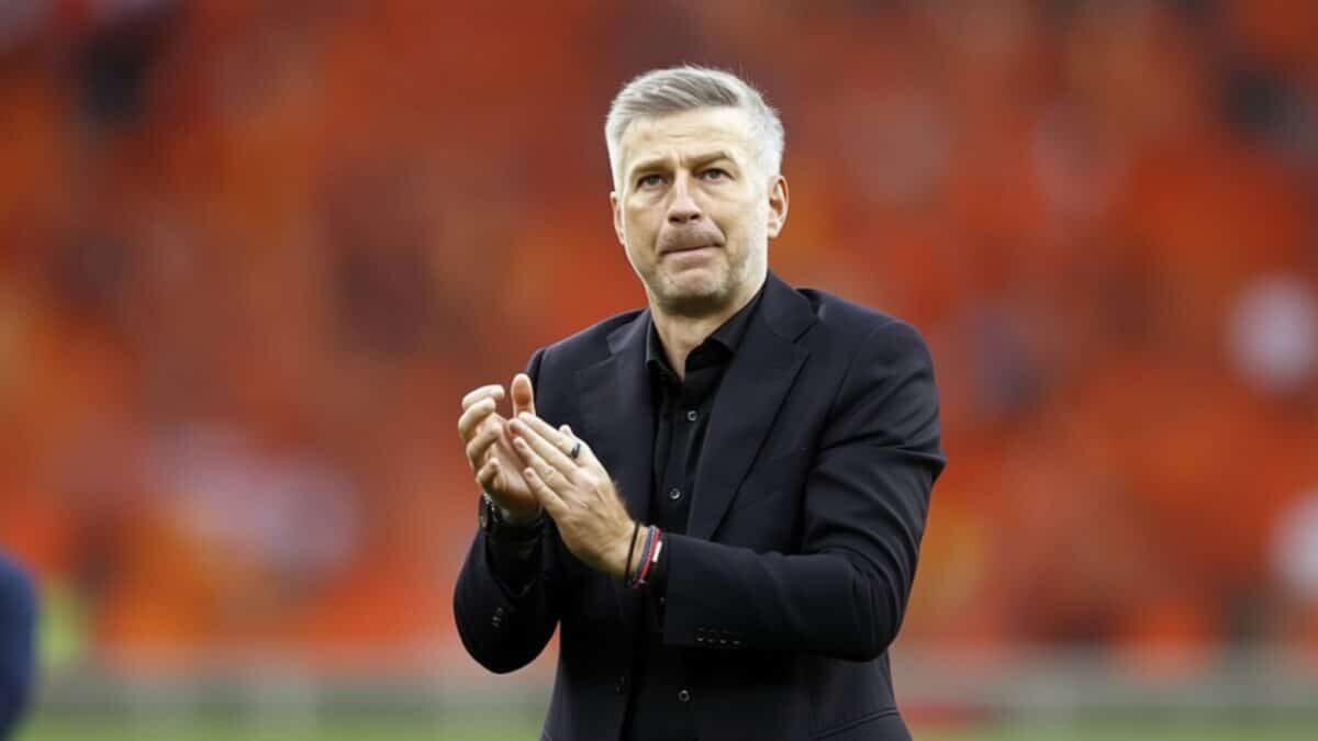 Edi Iordănescu, apel la unitate înaintea meciului cu Turcia din 26 martie
