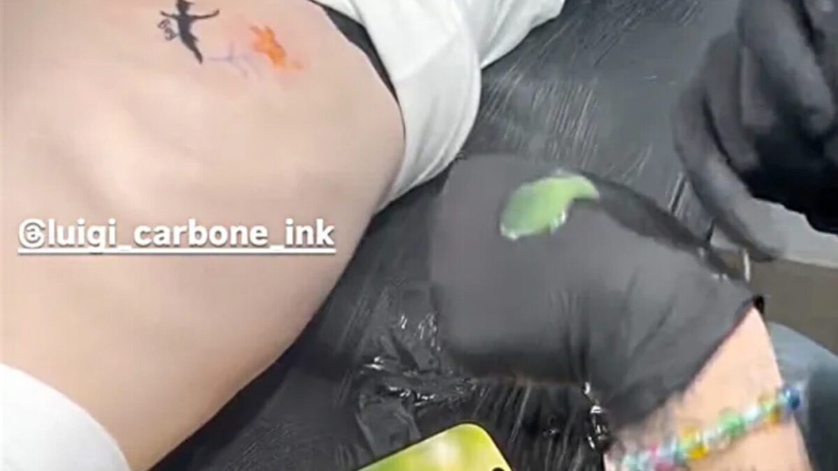 Kelly Osbourne are un nou tatuaj la 41 de ani și o explicație controversată