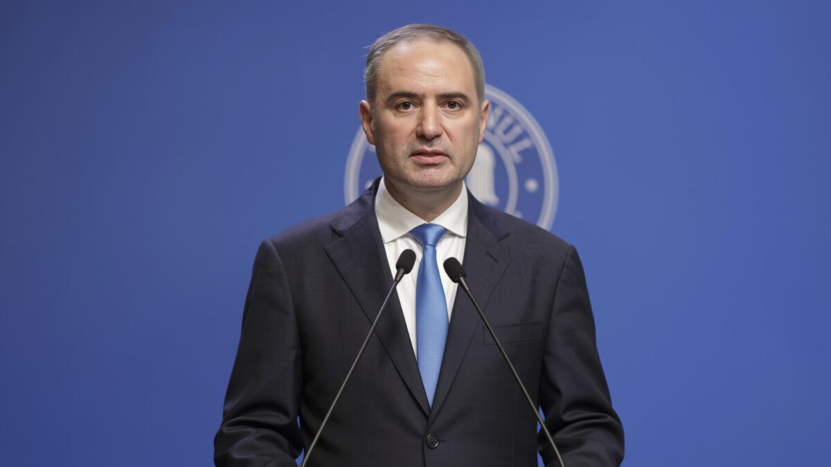 Motorina atinge pragul de 9 lei pe litru, anunță Ministrul Finanțelor