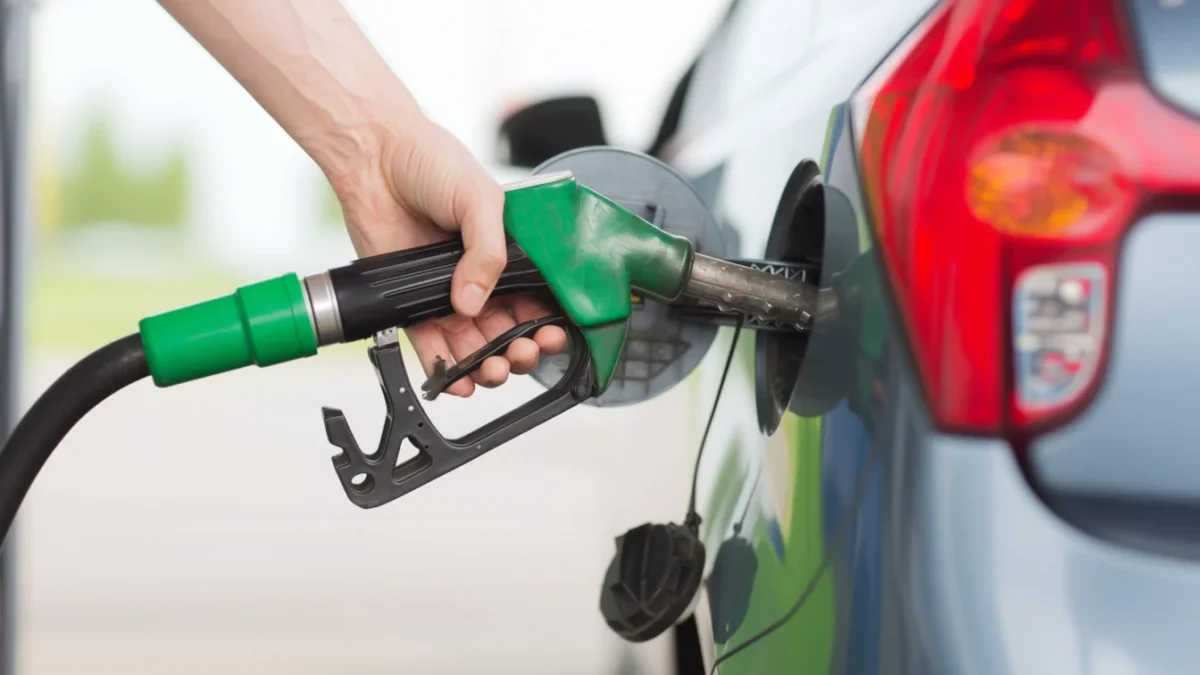 Motorina ar putea atinge prețul șoc de 14 lei pe litru în România