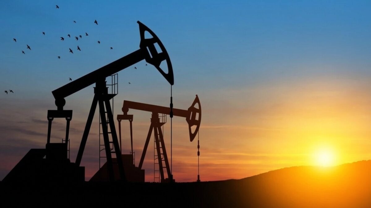 Prețul petrolului explodează la 112 dolari după atacurile Iranului în Golf
