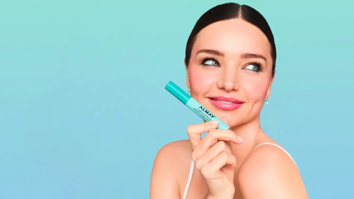 Almay Miranda Kerr