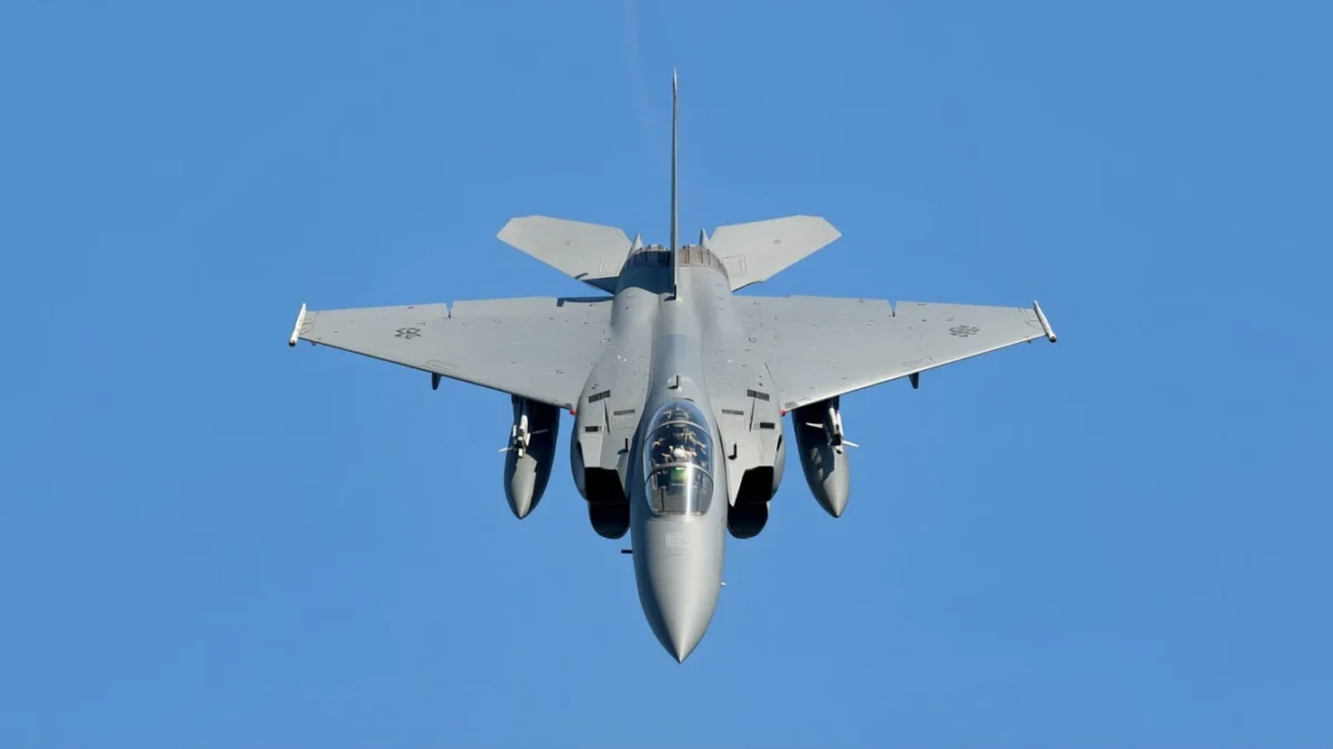 SUA recuperează un colonel dintr-un F-15E doborât în Iran după o zi de căutări