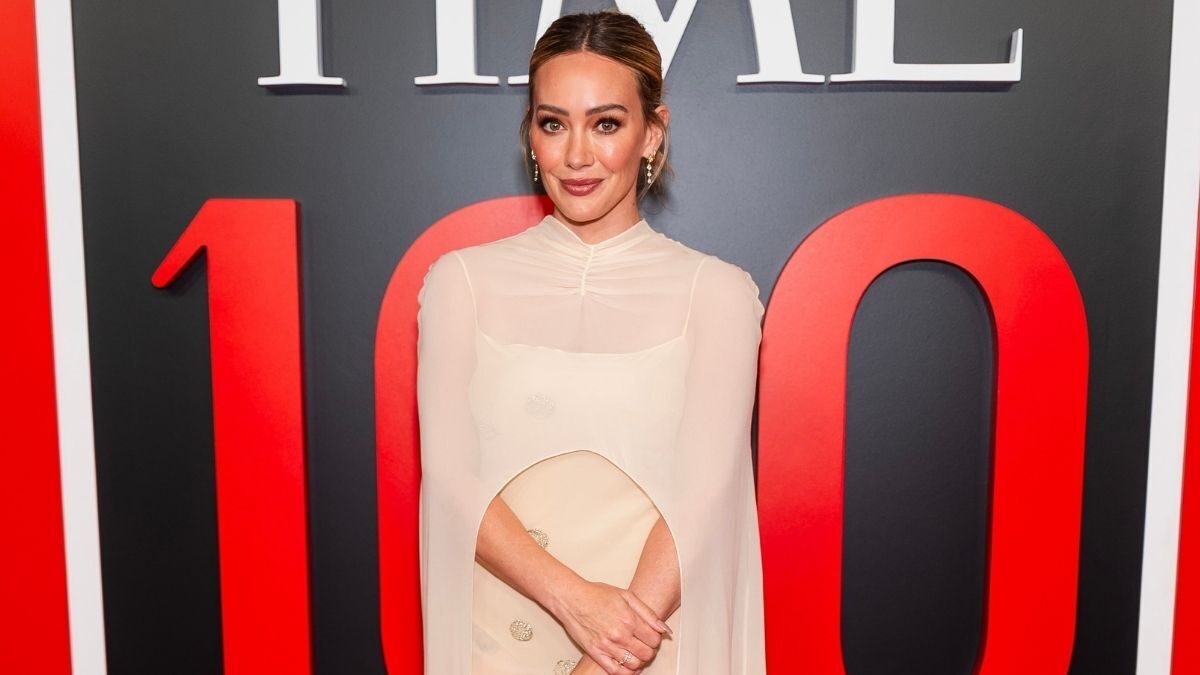 Rochia Anna October purtată de Hilary Duff uimește la Gala TIME100 2026