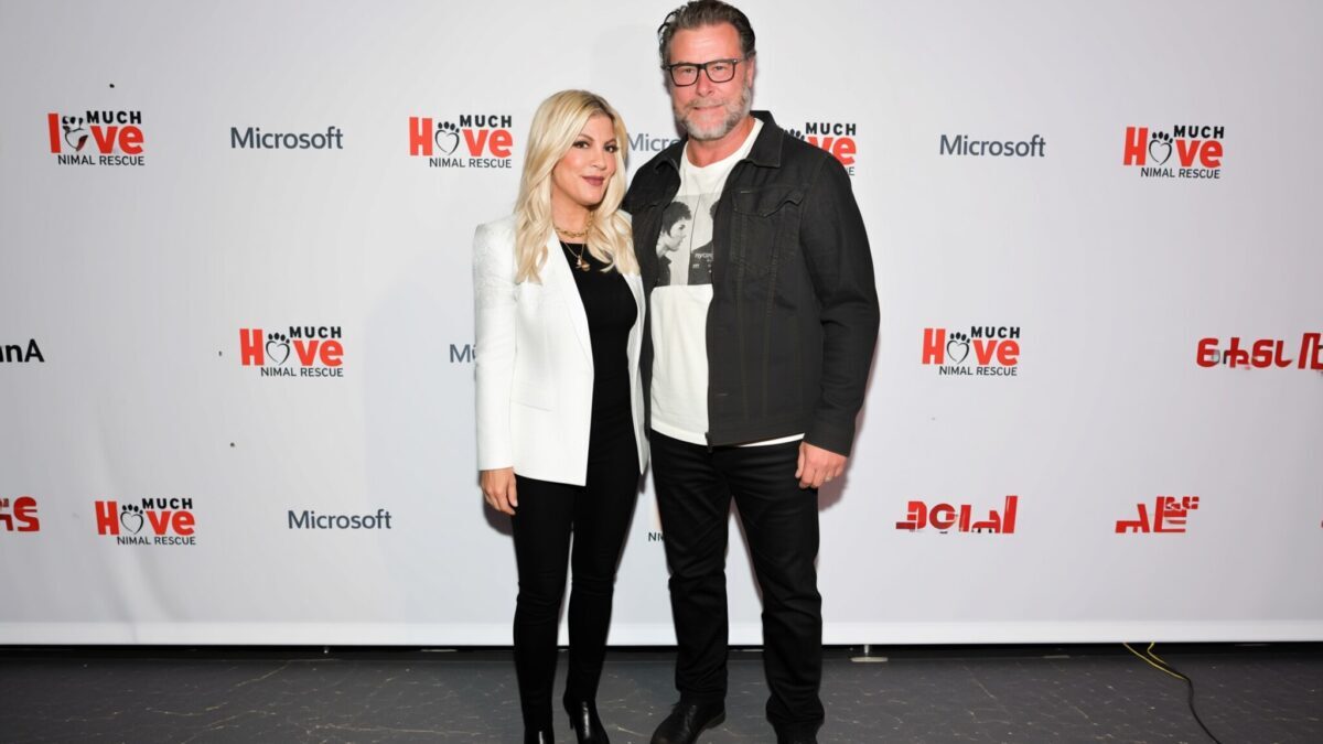 Tori Spelling, singură după 19 ani de căsnicie, se concentrează pe carieră