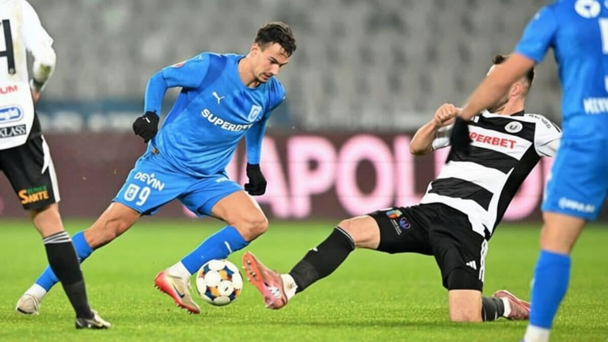 U Cluj și Craiova luptă pentru primul loc cu 36 de puncte în Superliga
