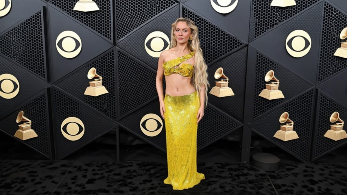 Zara Larsson uimește într-o rochie iPod unică în turneul Midnight Sun