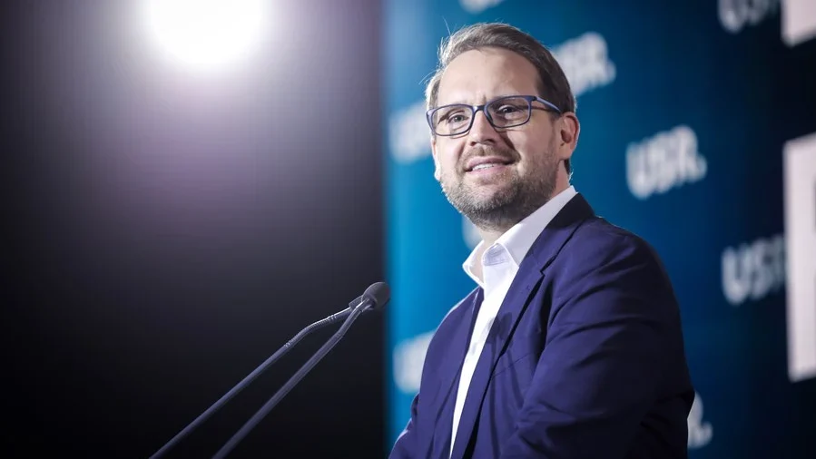 PSD iese de la guvernare cu 97,7% din voturi și declanșează o criză politică