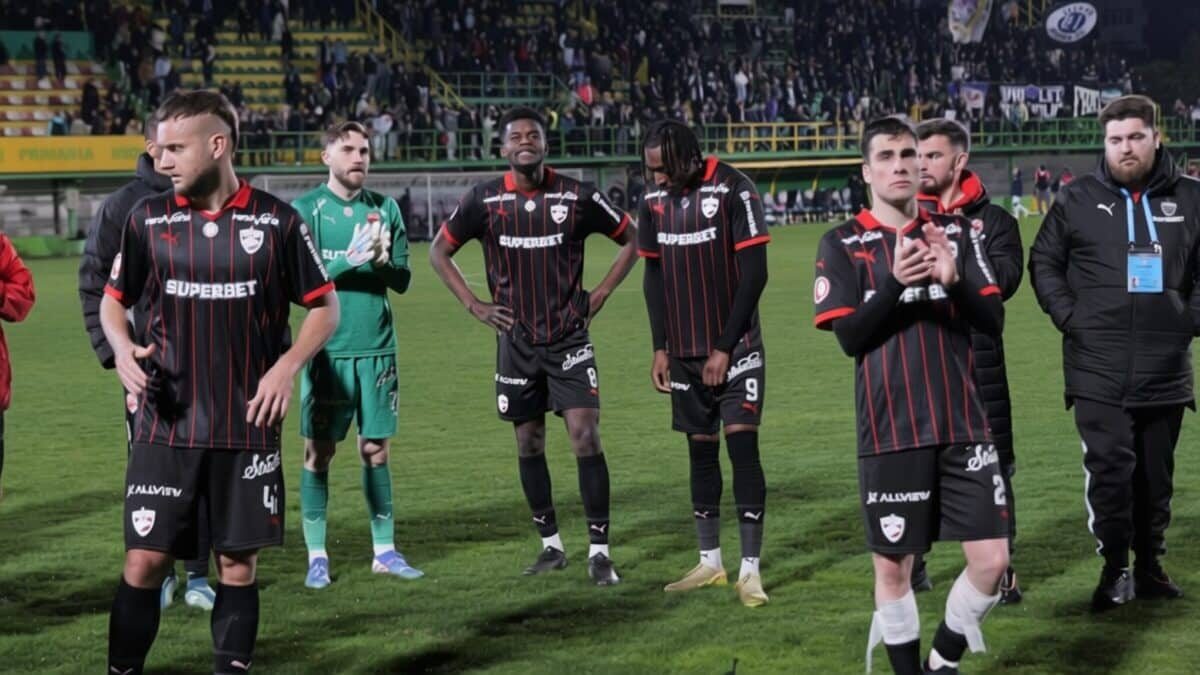 Dinamo obține primul punct în play-off după un 1-1 cu FC Argeș