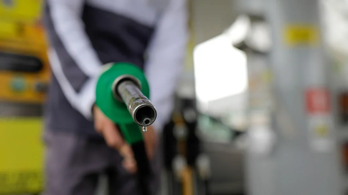 Carburanții s-au scumpit cu 19,6% în România. Suntem pe locul 2 în UE