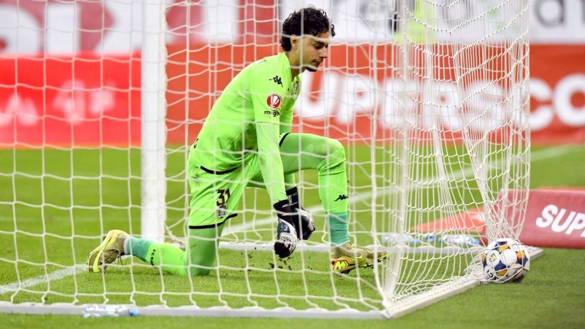 Gafa portarului de 18 ani al Rapidului decide derby-ul cu Dinamo
