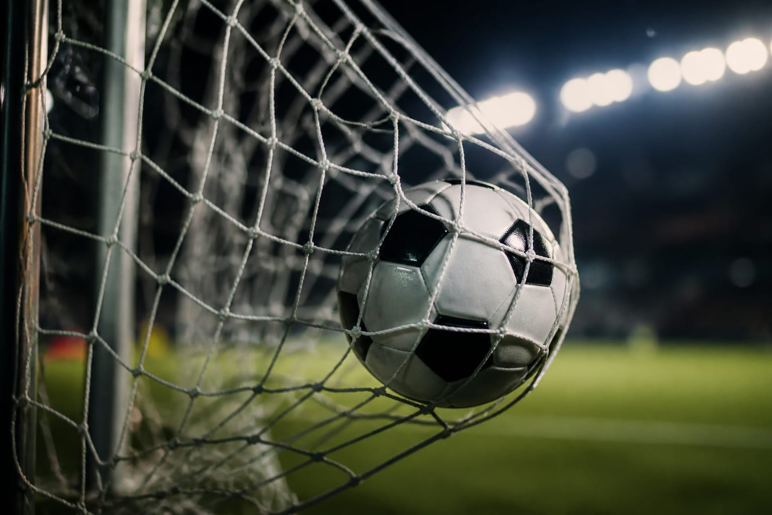 Dumitru Dragomir spune că FCSB riscă play off ul și nu poate bate Craiova fără transferuri serioase