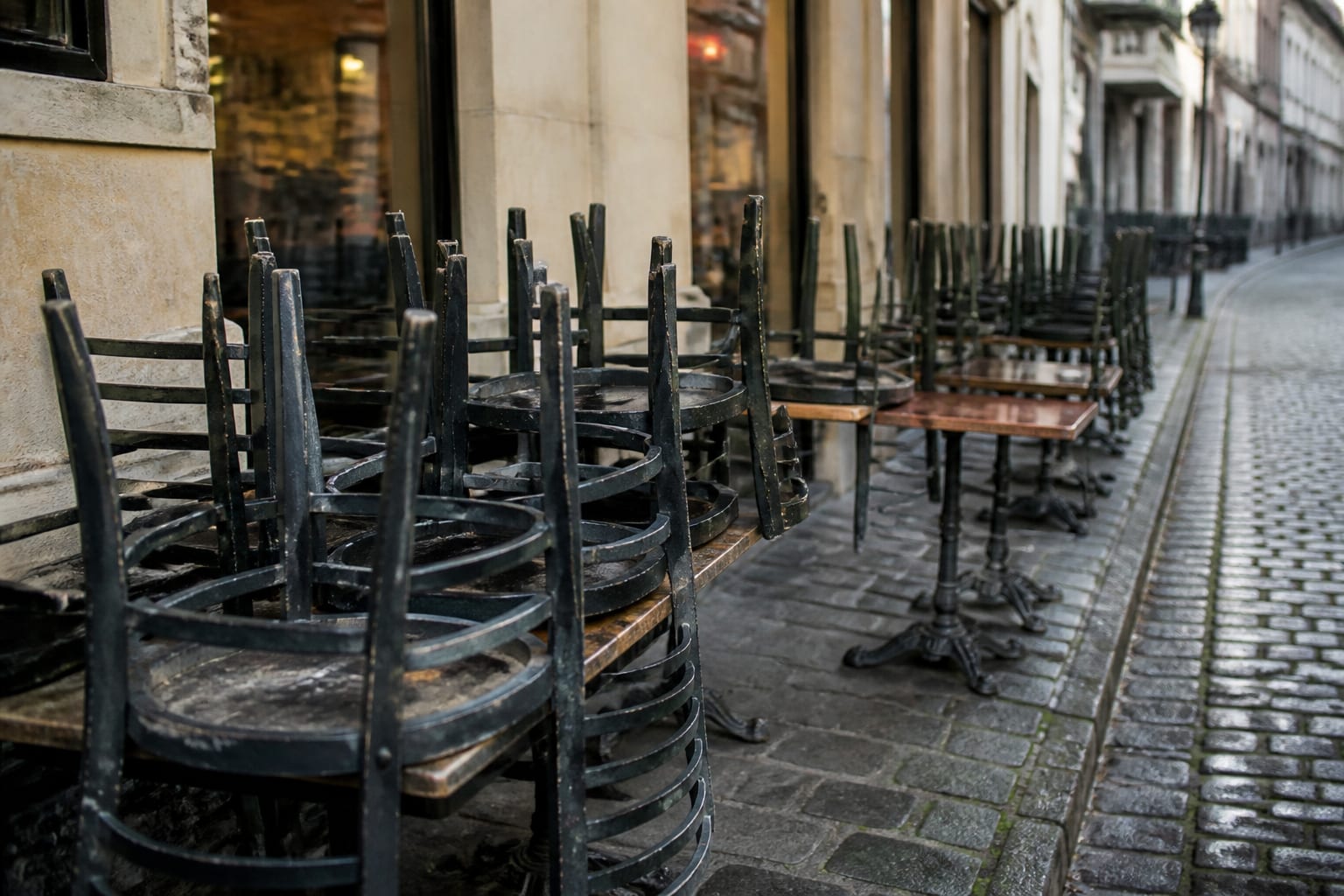 15-25% dintre restaurantele mici și mijlocii ar putea dispărea în următoarele 6-18 luni