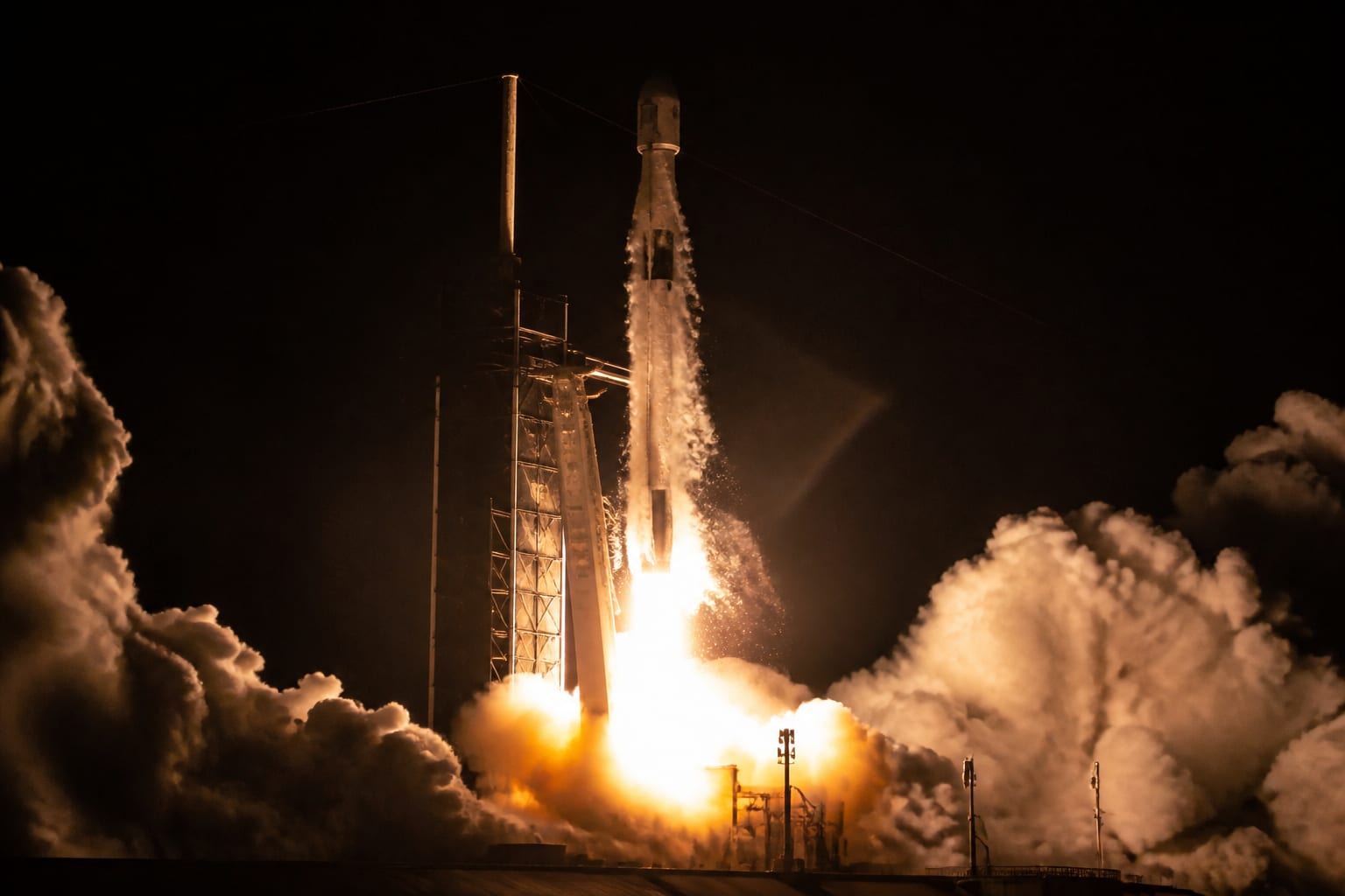 Elon Musk a ajuns la 1,053 trilioane de dolari după listarea SpaceX