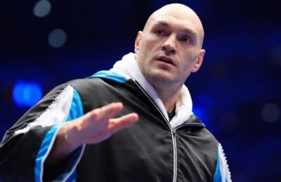 Tyson Fury și Anthony Joshua își joacă planul pentru 2026 în două meciuri programate la 24 de ore distanță