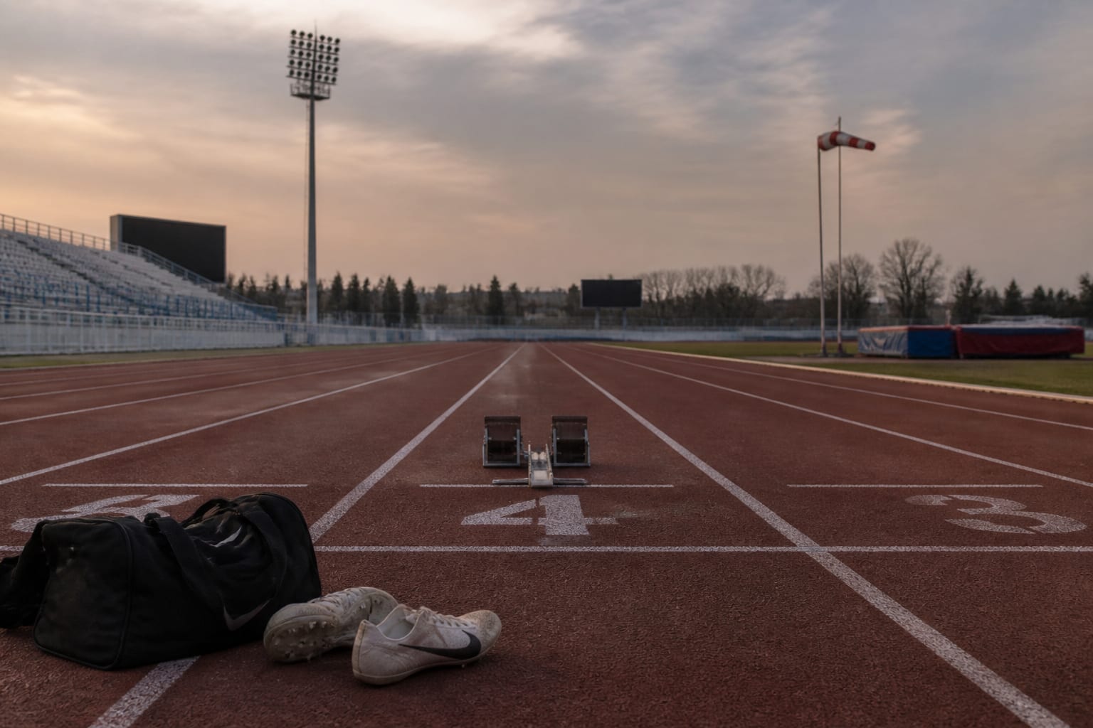 Sprinterul Valentin Tănase se pregătește pentru campionatele din 2025