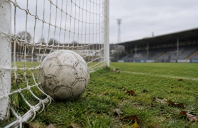 Rangers ratează primul loc după 2-2 cu Dundee, egalată după greșeala căpitanului Dan Neil