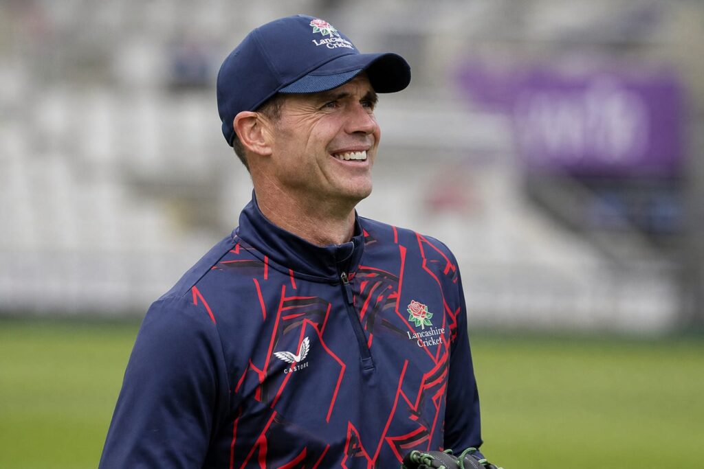 James Anderson ar putea continua la alt club după despărțirea de Lancashire, la 44 de ani