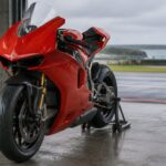 Marc Marquez a câștigat calificările din Australia după o căzătură pe pista udă